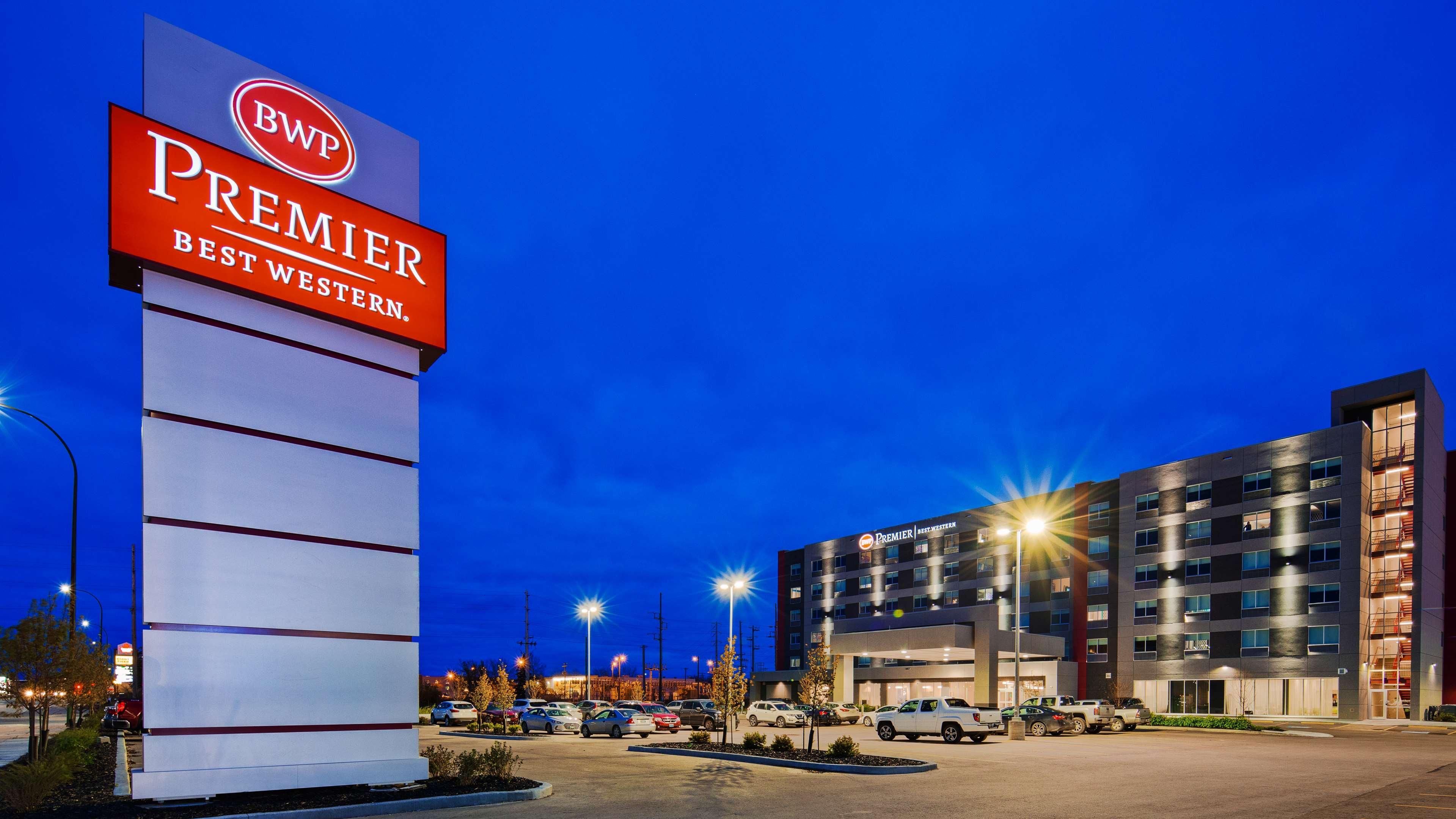 Best Western Premier Winnipeg East Екстериор снимка