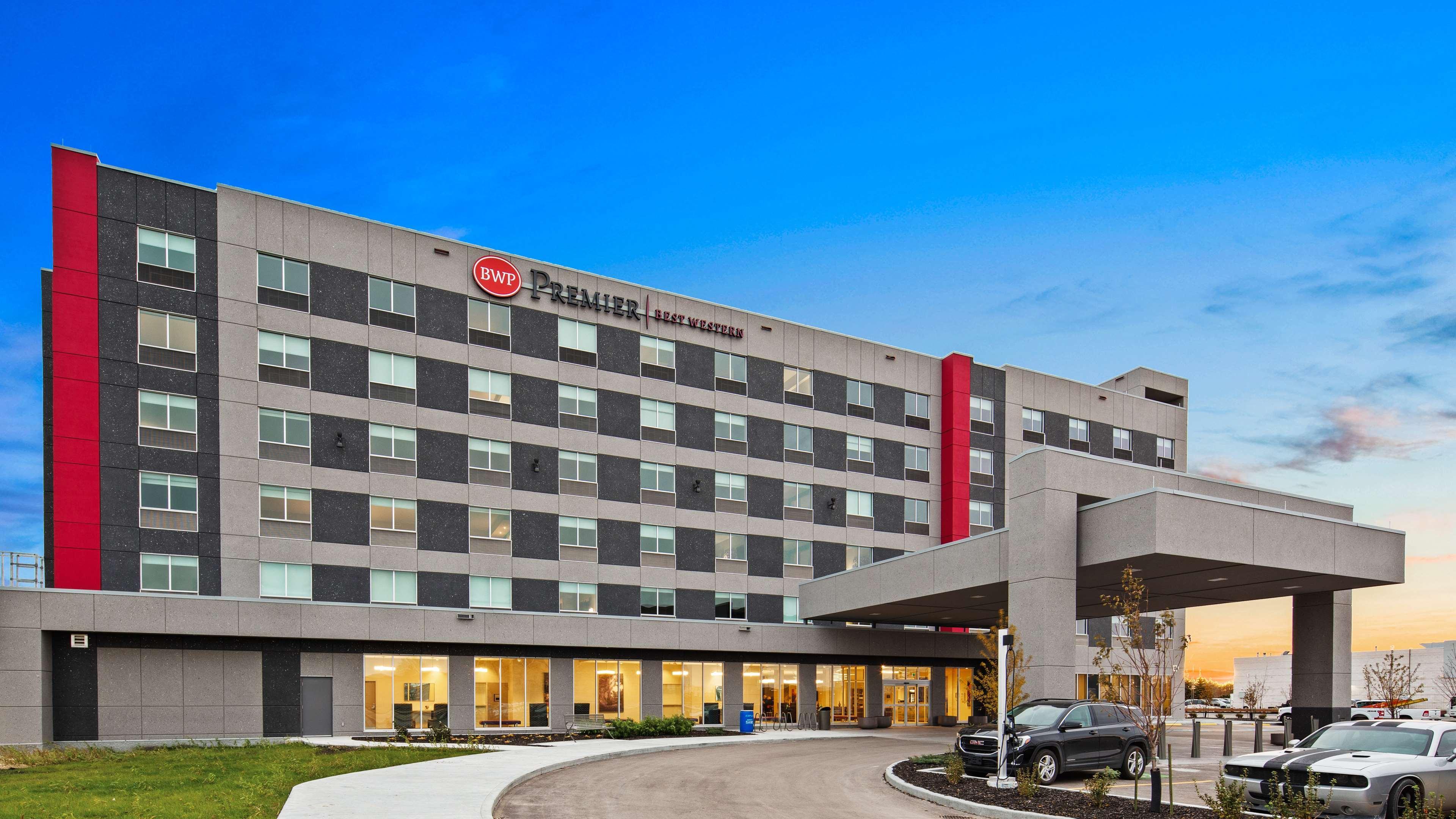 Best Western Premier Winnipeg East Екстериор снимка