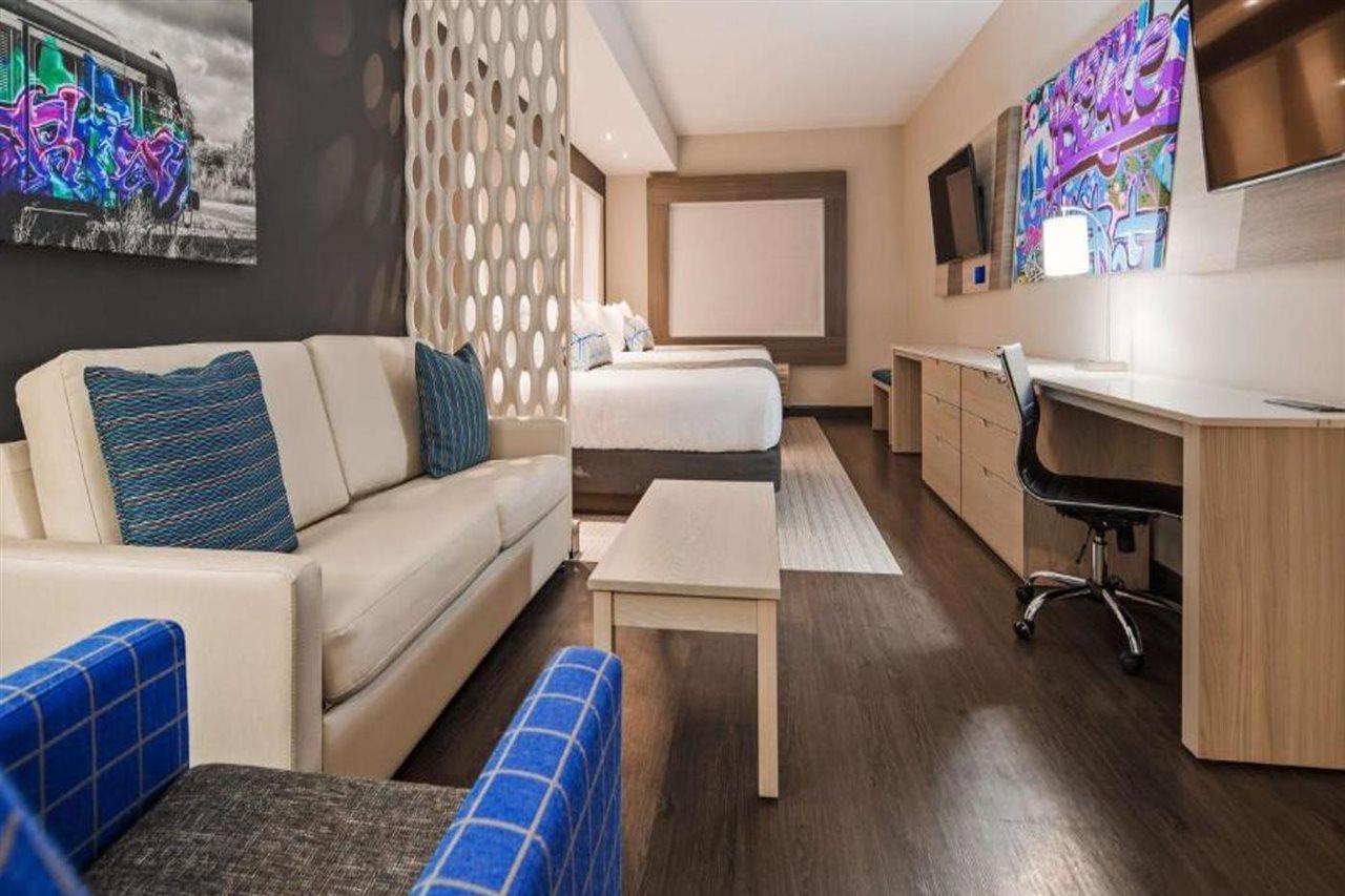 Best Western Premier Winnipeg East Екстериор снимка