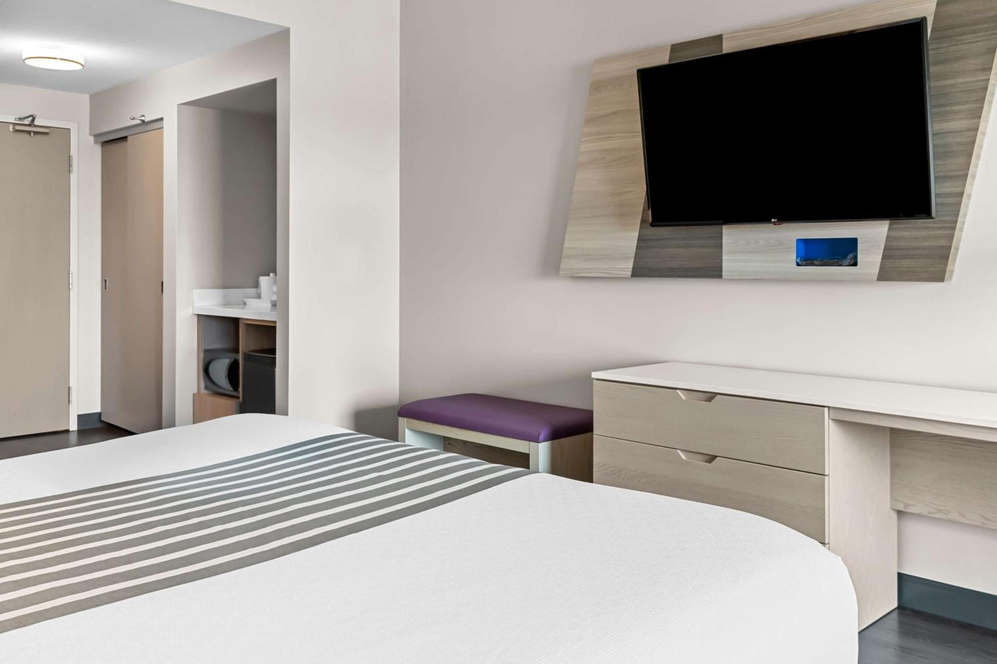 Best Western Premier Winnipeg East Екстериор снимка